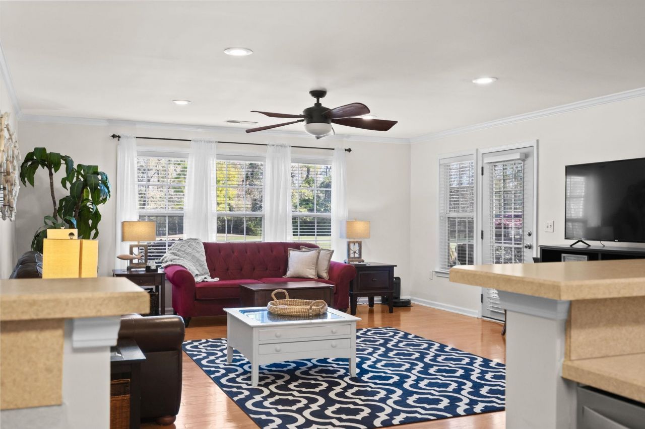 4660 Fringetree Dr. Photo 17