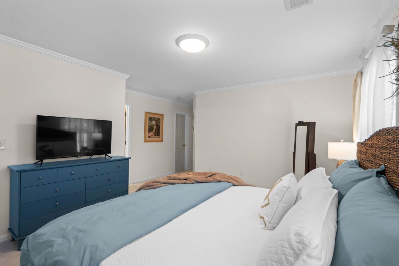 4660 Fringetree Dr. Photo 26