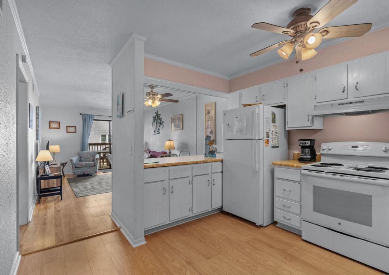 4305 S Ocean Blvd. Photo 12