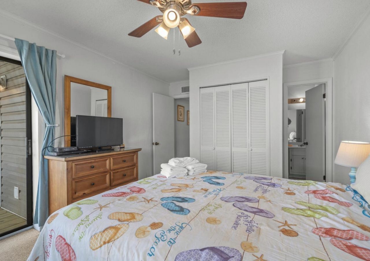 4305 S Ocean Blvd. Photo 16