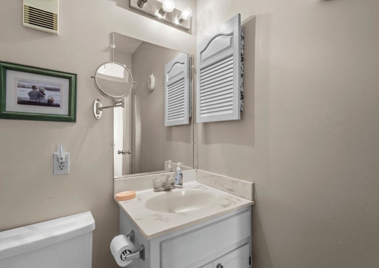 4305 S Ocean Blvd. Photo 19