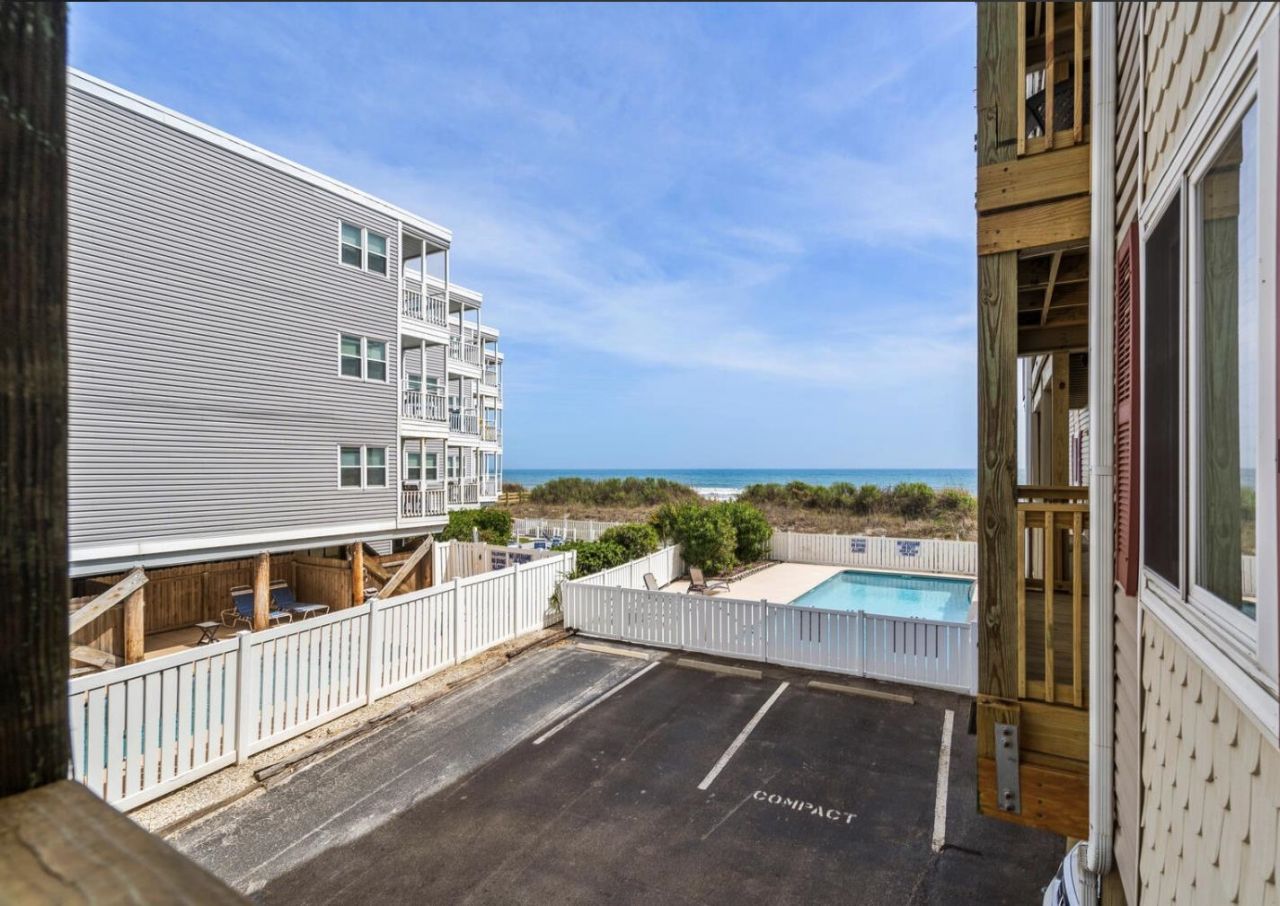 4305 S Ocean Blvd. Photo 7