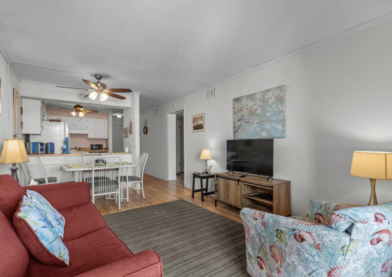 4305 S Ocean Blvd. Photo 8