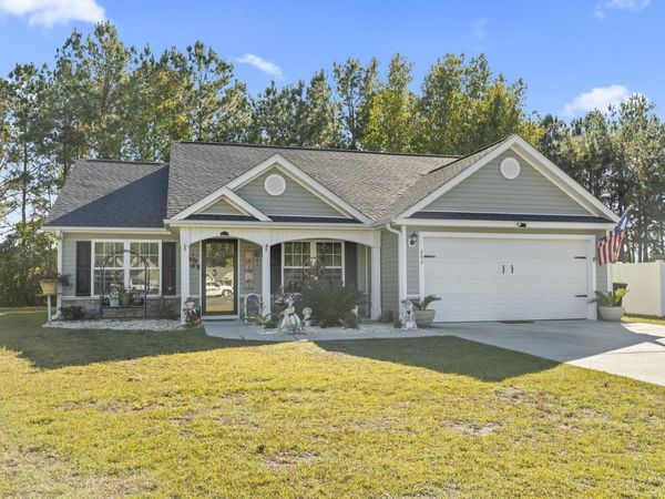 242 Blue Jacket Dr., Galivants Ferry, SC 29544