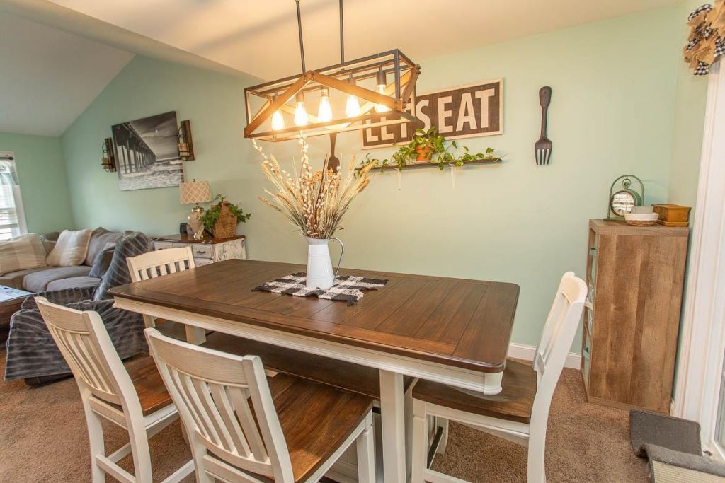 242 Blue Jacket Dr. Photo 11