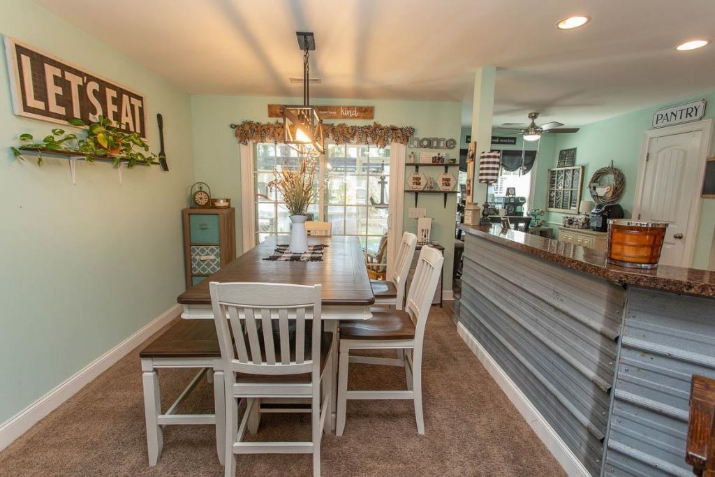 242 Blue Jacket Dr. Photo 12