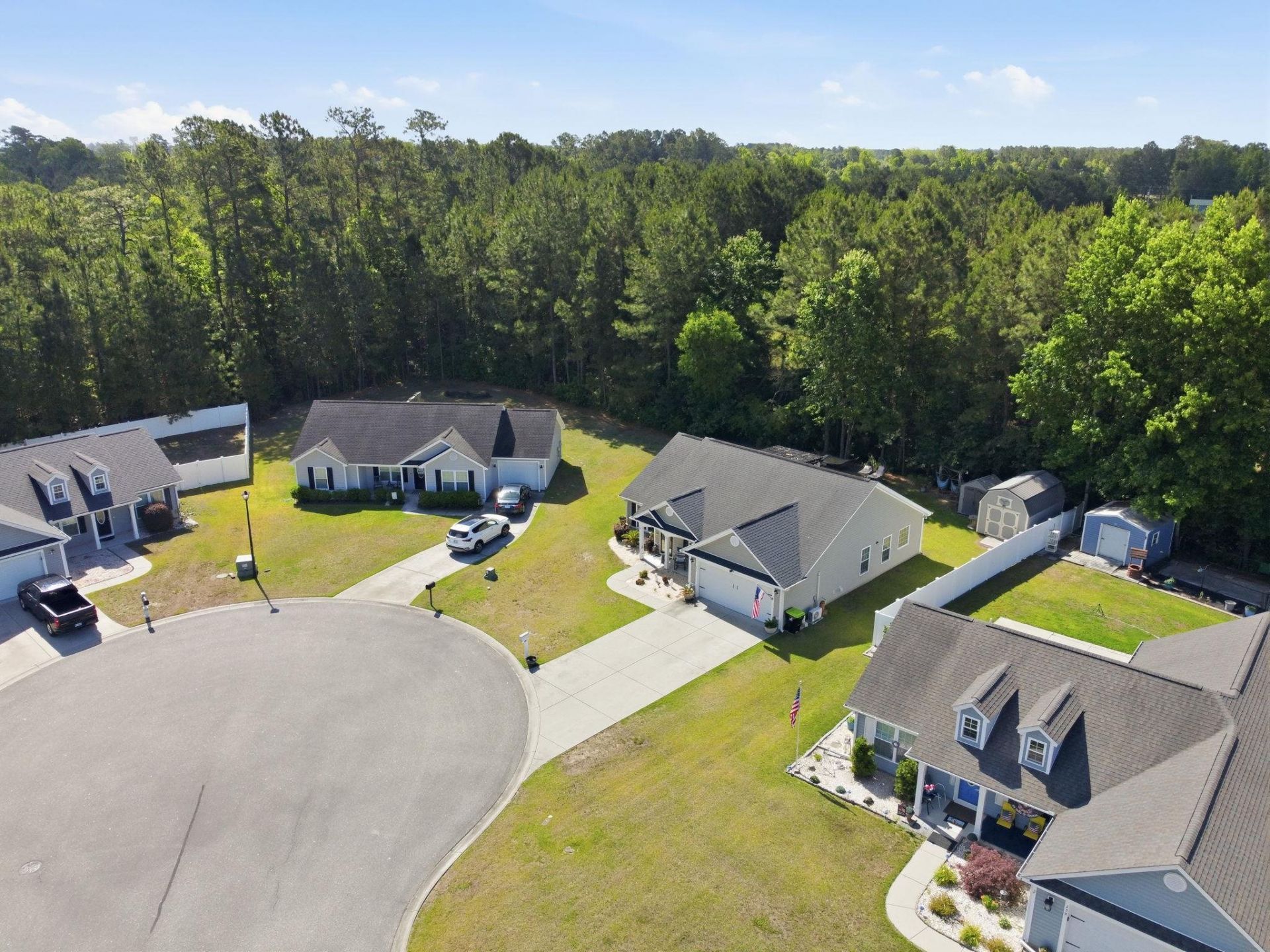 242 Blue Jacket Dr. Photo 23
