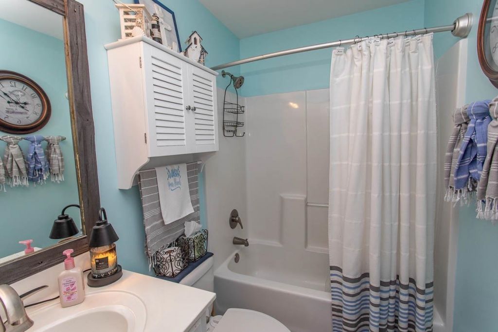 242 Blue Jacket Dr. Photo 33