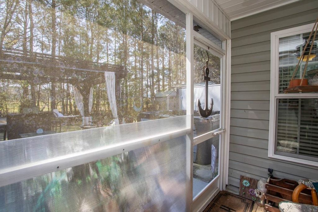 242 Blue Jacket Dr. Photo 40