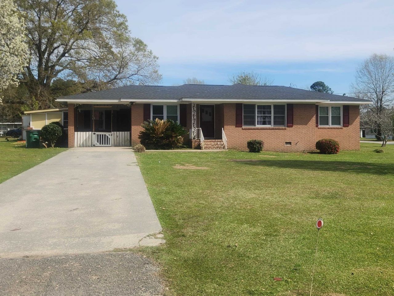 102 N Hazel Ave.  Photo 17