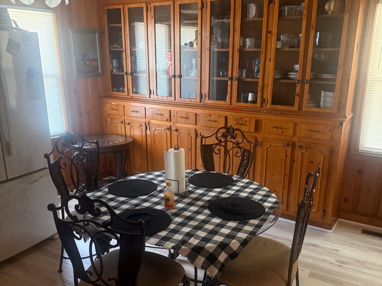 102 N Hazel Ave.  Photo 24