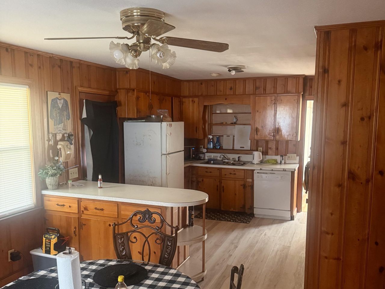 102 N Hazel Ave.  Photo 26