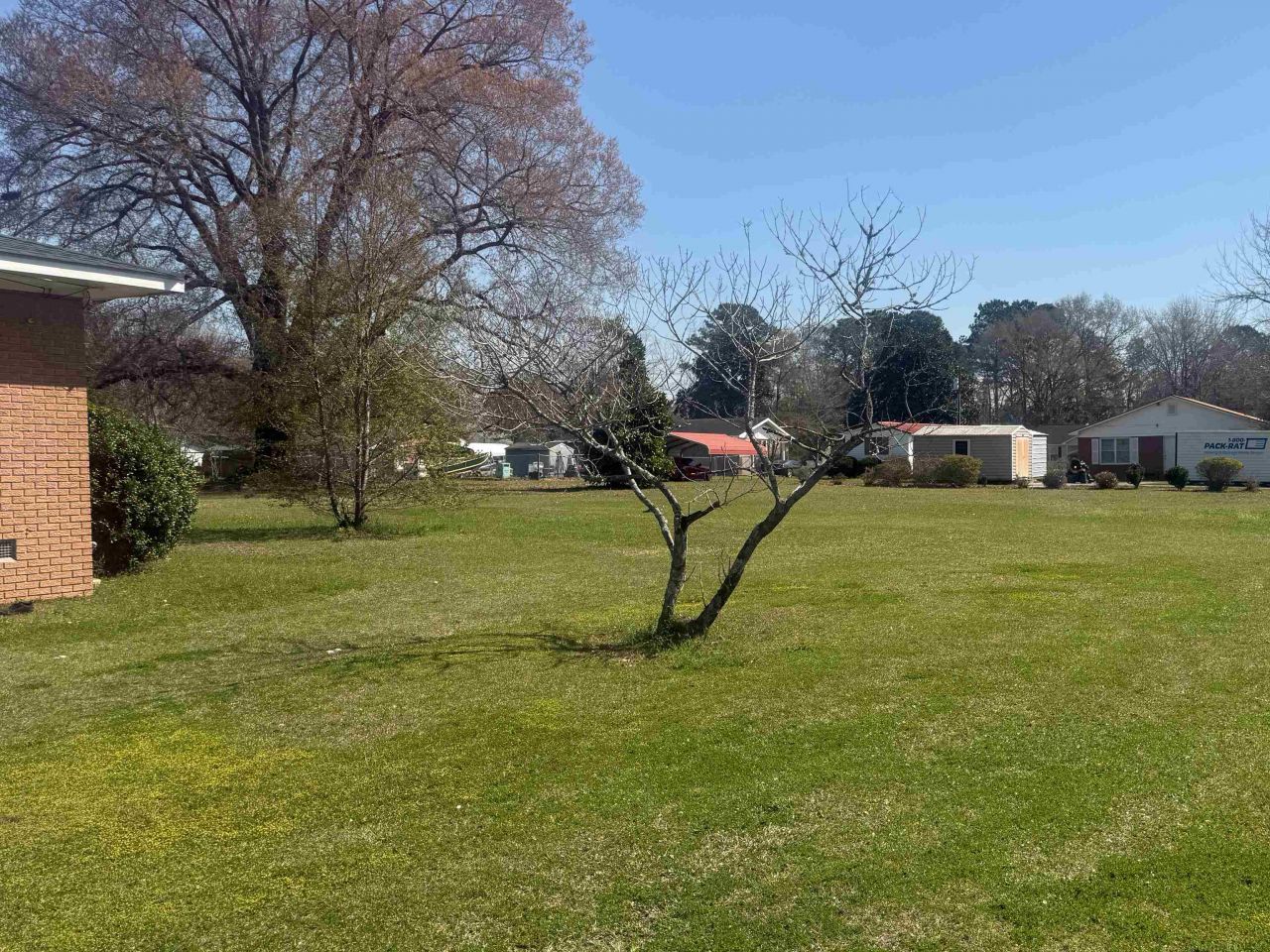 102 N Hazel Ave.  Photo 56