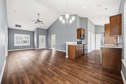 309 Oak Crest Circle photo 4