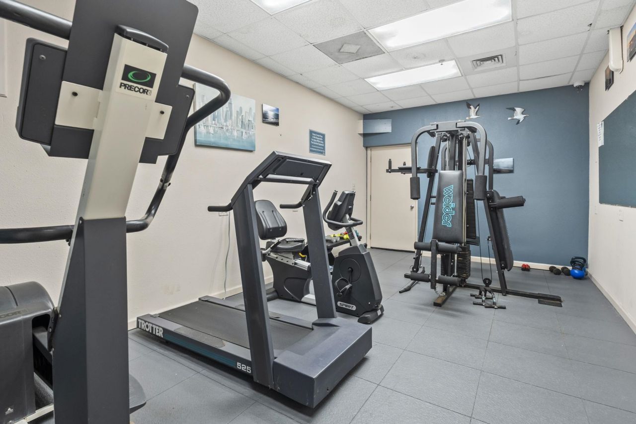 5523 North Ocean Blvd.  Photo 37