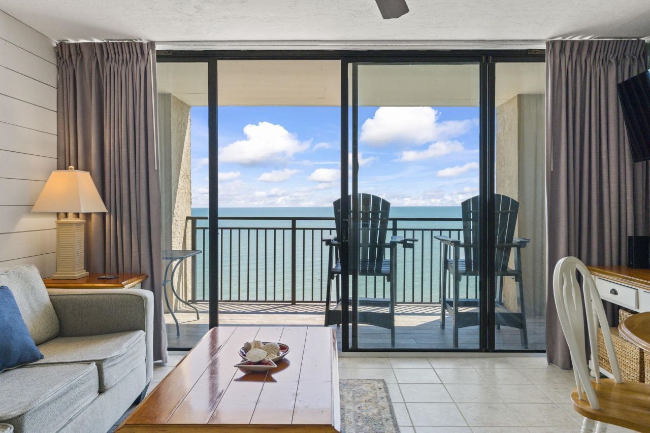 5523 North Ocean Blvd.  Photo 5