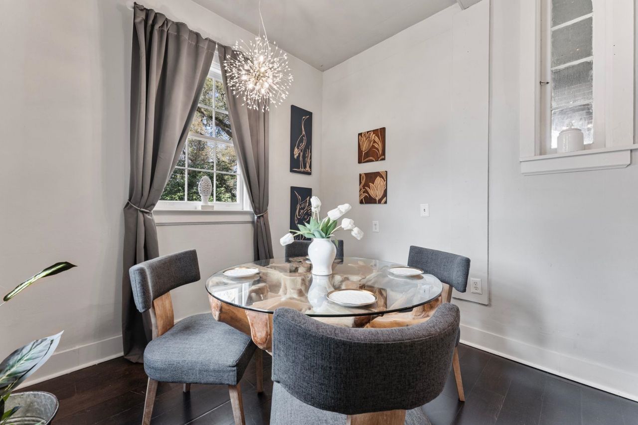 1503 Elm St. Photo 10