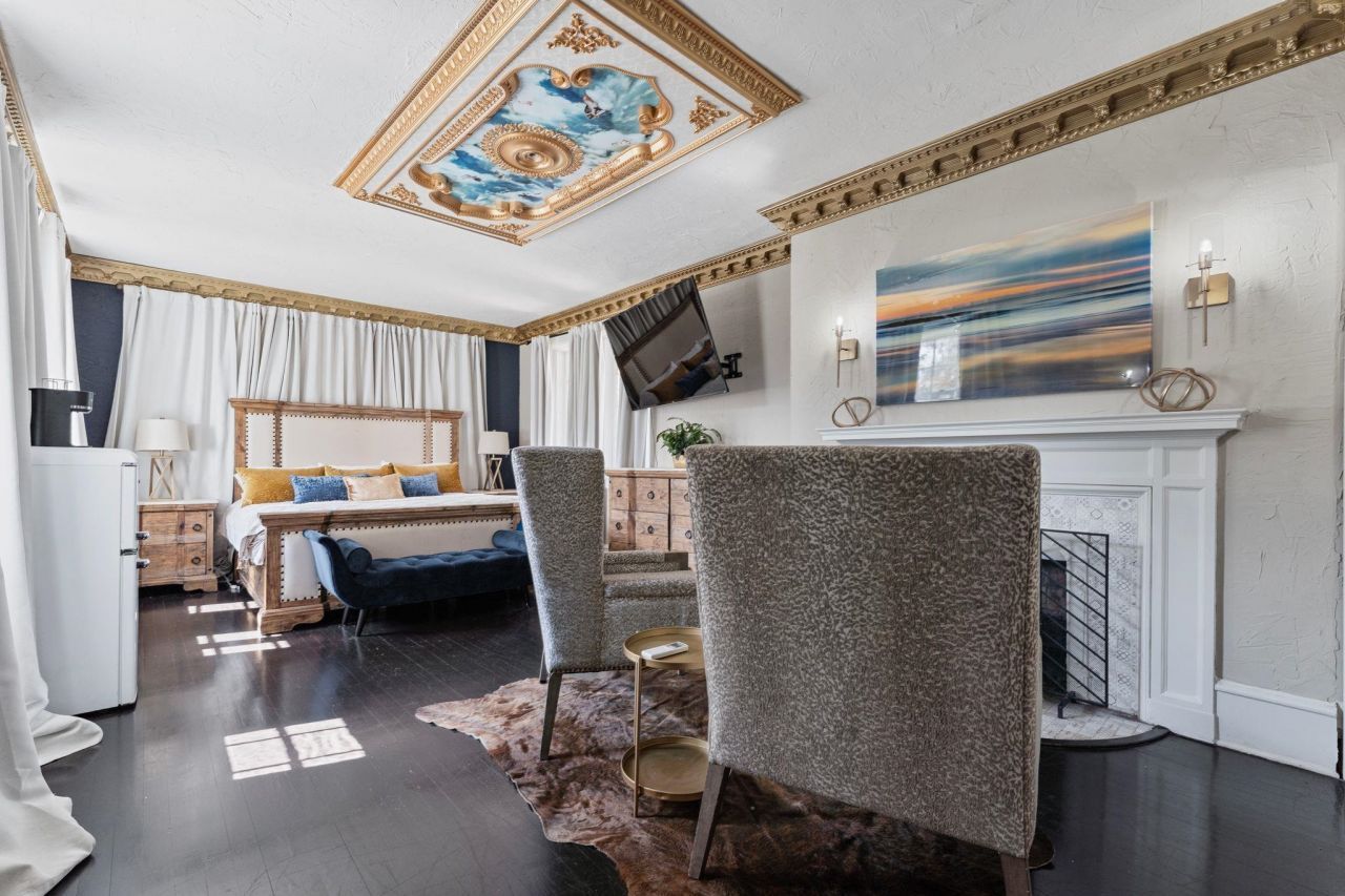 1503 Elm St. Photo 16