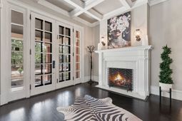 1503 Elm St. photo 4