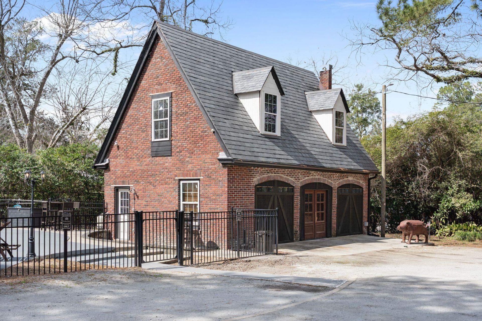 1503 Elm St. Photo 35