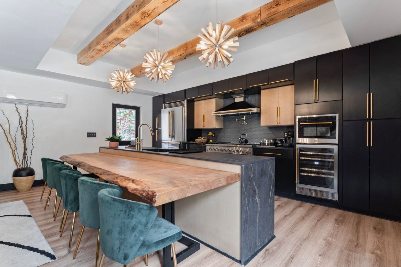 1503 Elm St. Photo 35