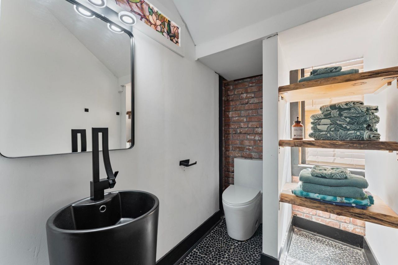 1503 Elm St. Photo 39