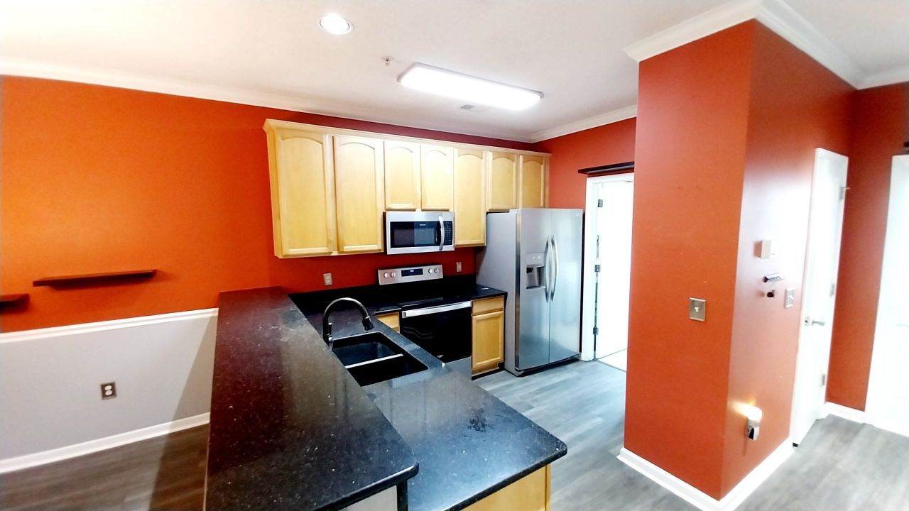 5852 Longwood Dr. Photo 5