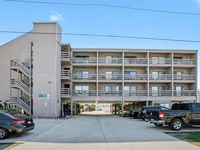 120 N Dogwood Dr., Unit 303, Murrells Inlet, SC 29576