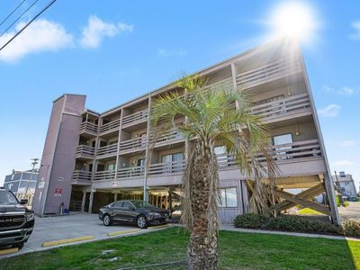 120 N Dogwood Dr., Unit 303, Murrells Inlet, SC 29576