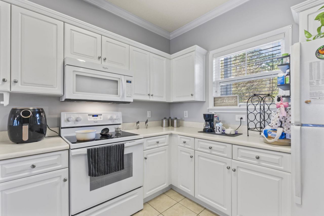 304 Kiskadee Loop Photo 6