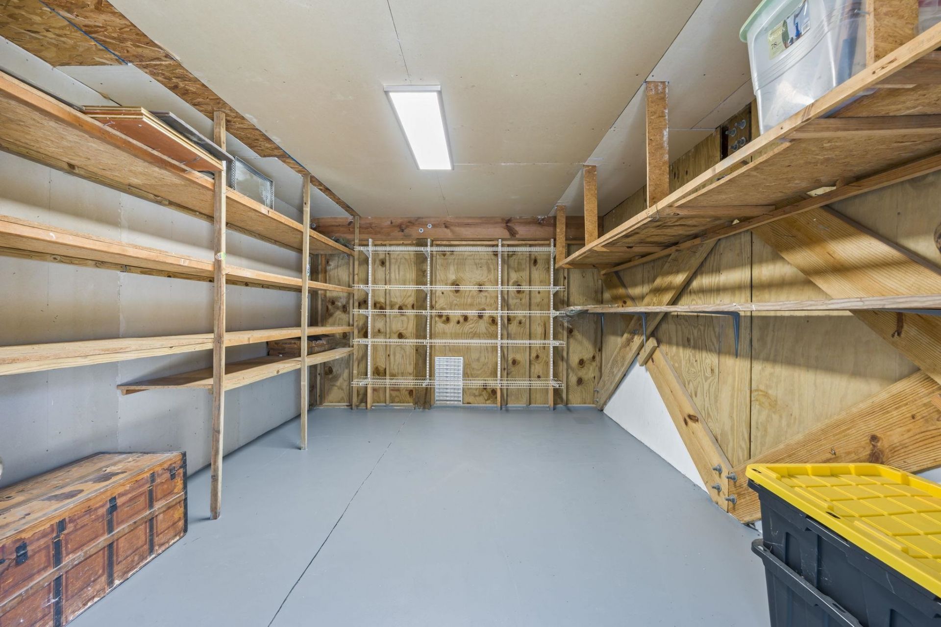 1605 Waterway Dr. Photo 47