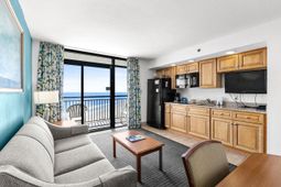 4800 S Ocean Blvd. photo 4