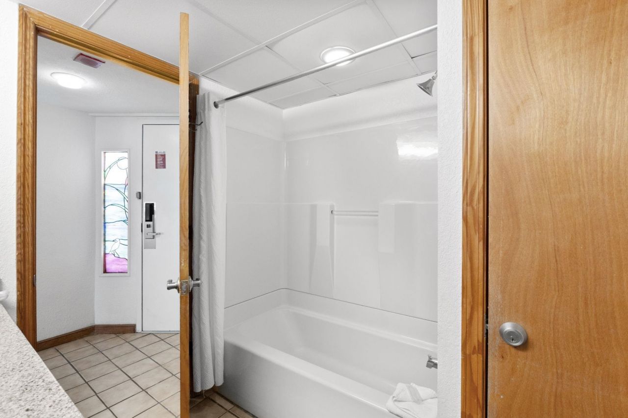 4800 S Ocean Blvd. Photo 26