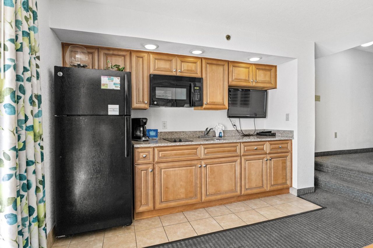 4800 S Ocean Blvd. Photo 6