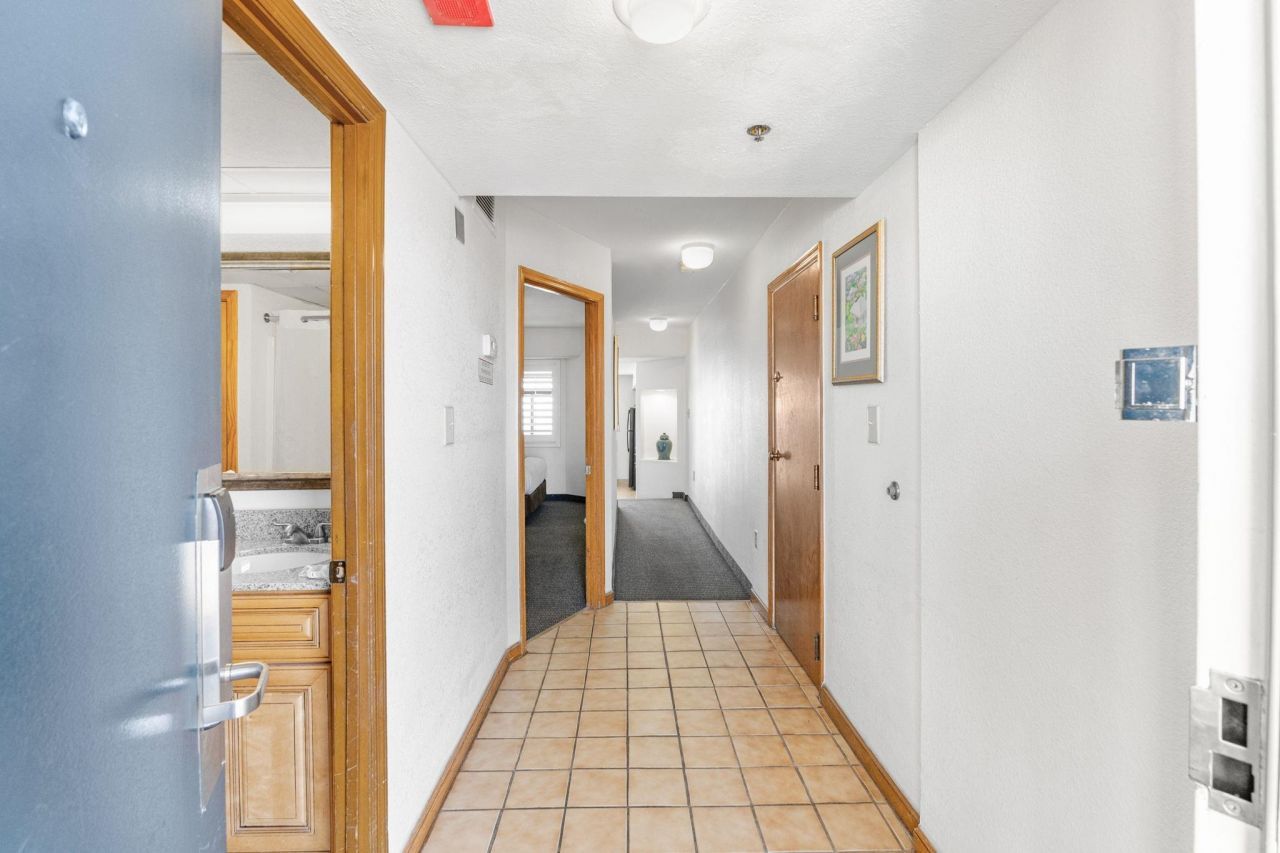 4800 S Ocean Blvd. Photo 9