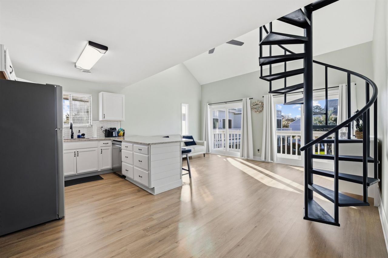 3700 Golf Colony Lane Photo 4