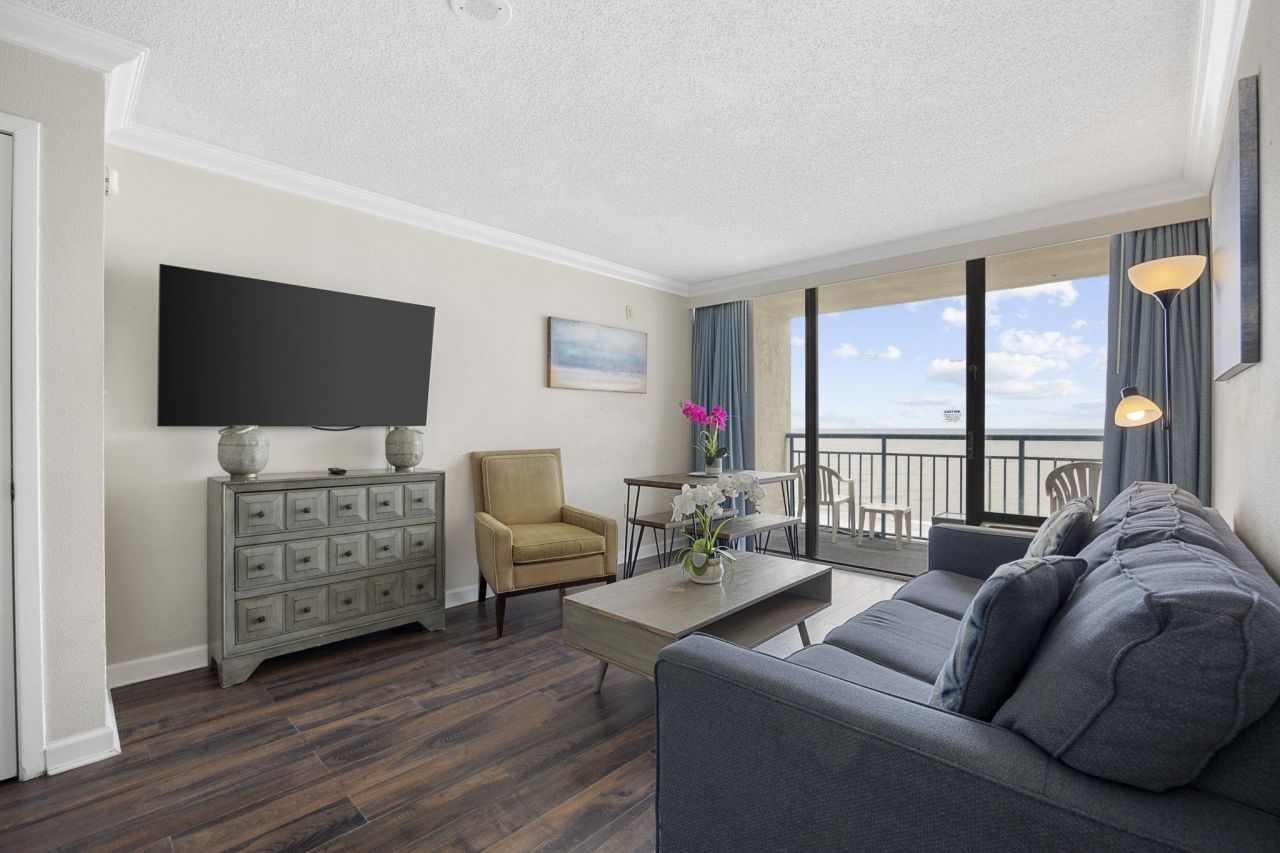 1105 S Ocean Blvd.  Photo 8