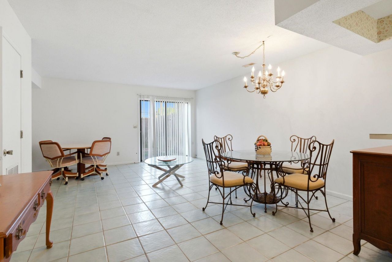 2309 Withers Dr. Photo 54