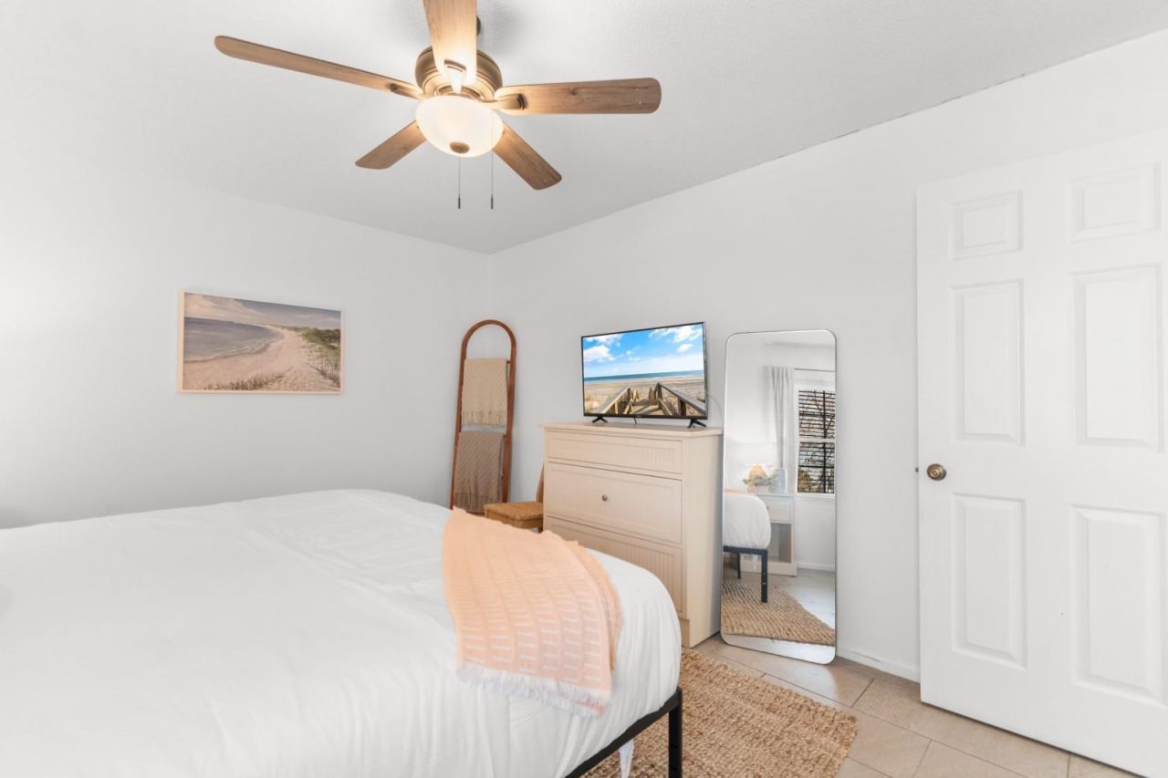 404 22nd Ave. N Photo 12