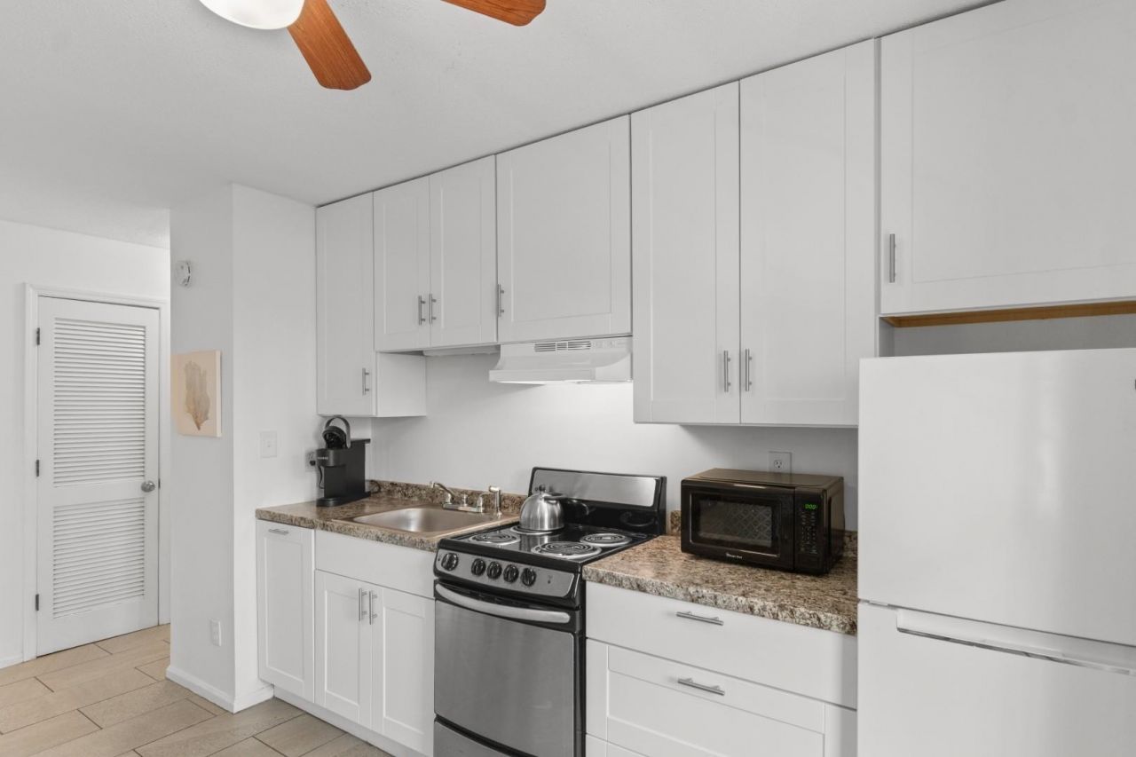 404 22nd Ave. N Photo 19