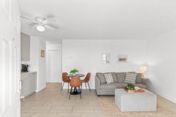 404 22nd Ave. N photo 4