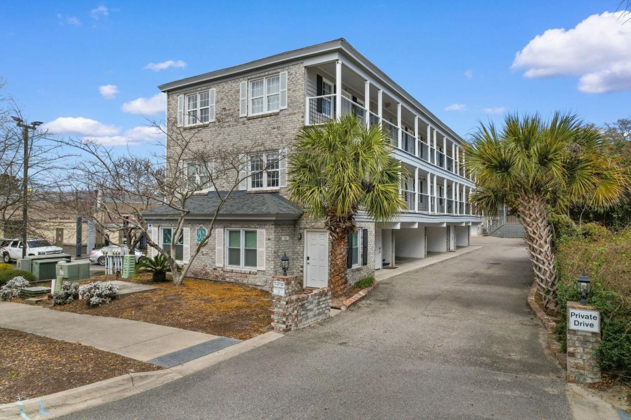 404 22nd Ave. N Photo 31