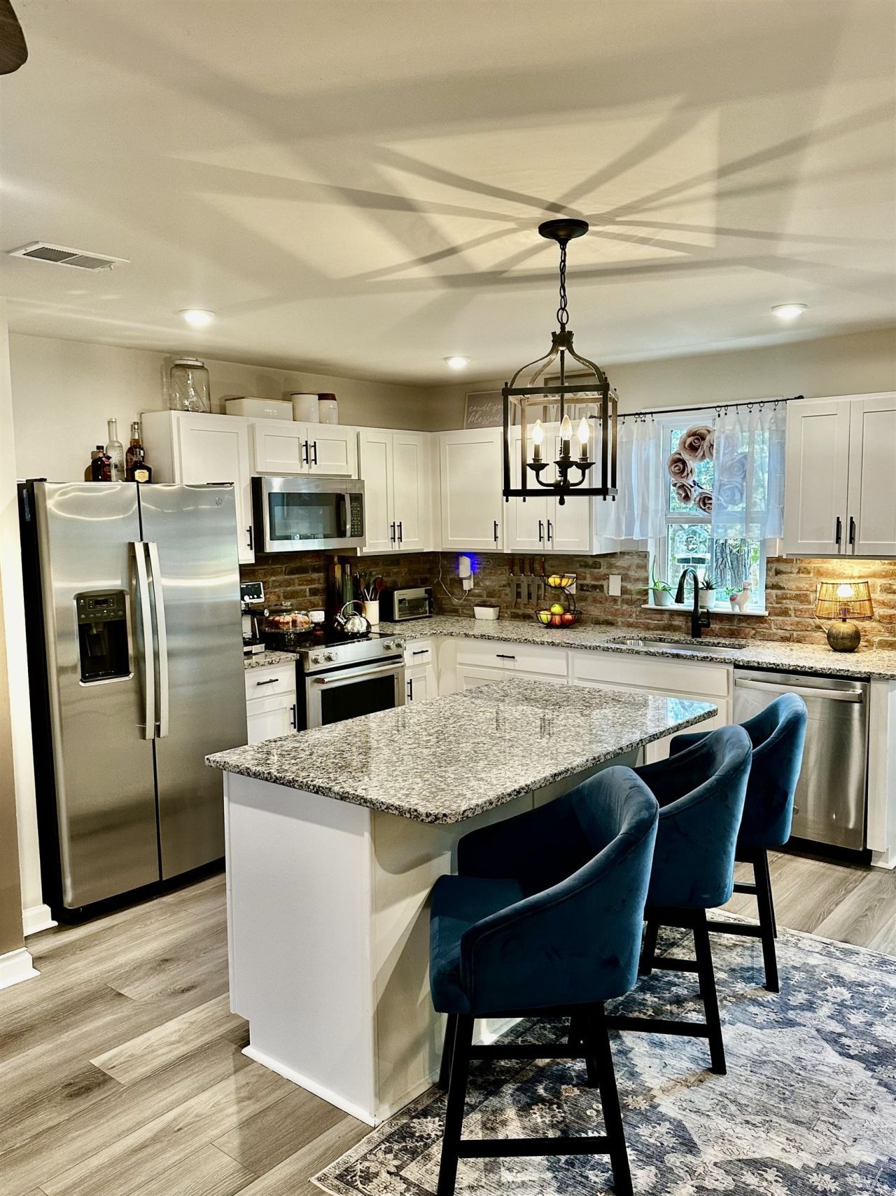 608 Montenegro Way Photo 4