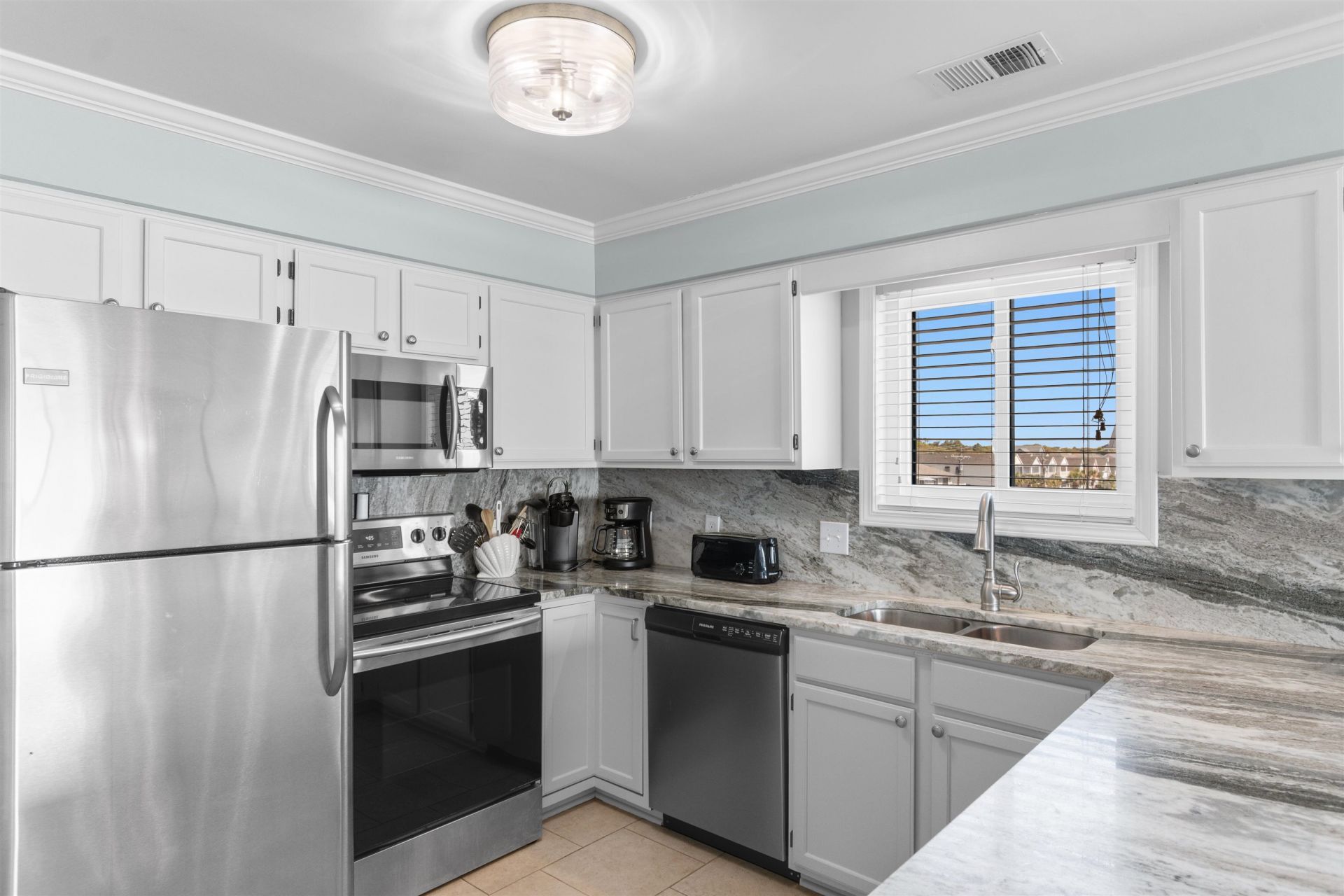 811 Ocean Blvd. N Photo 19