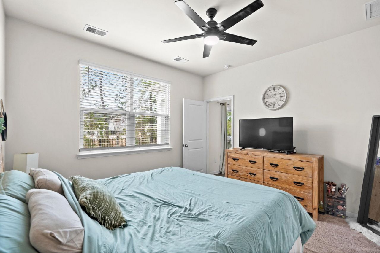 2276 Blackthorn Dr. Photo 18