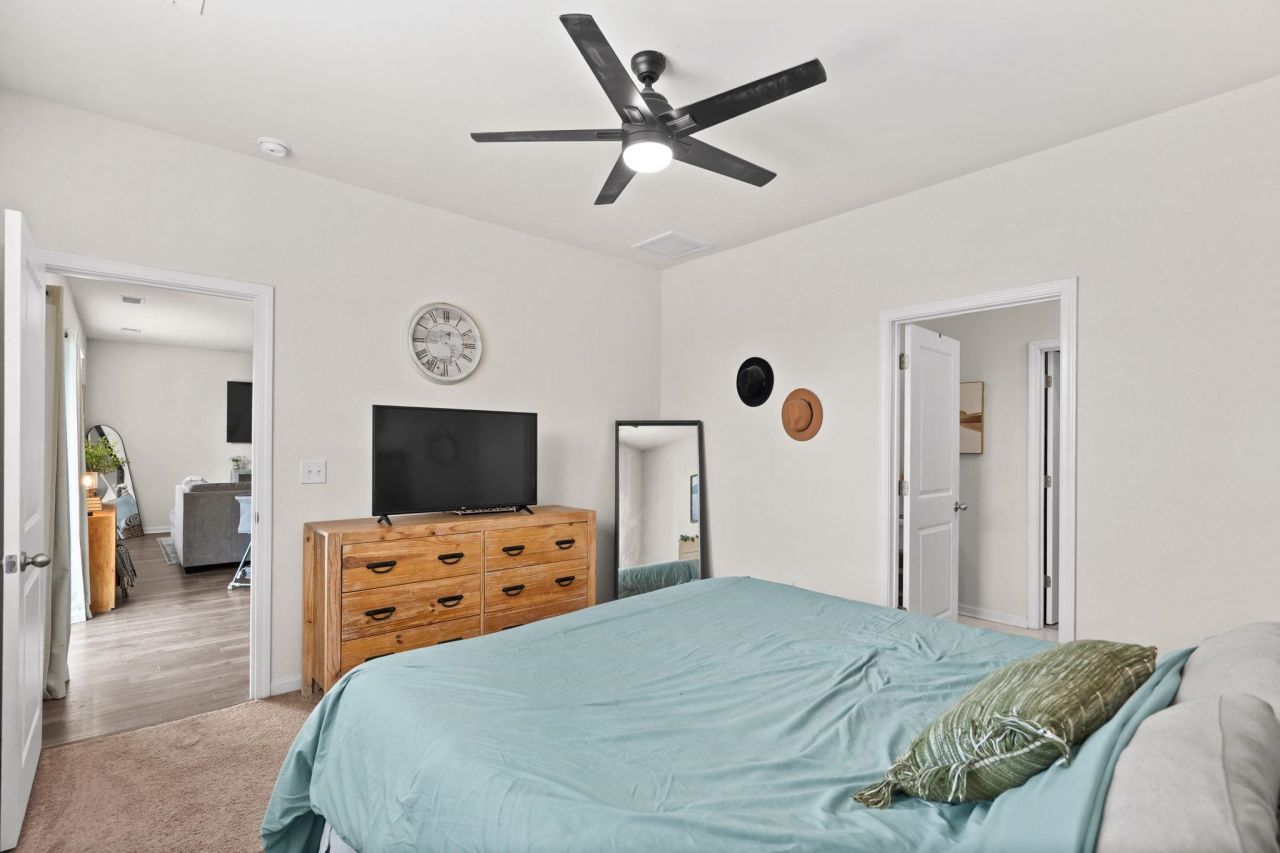 2276 Blackthorn Dr. Photo 19