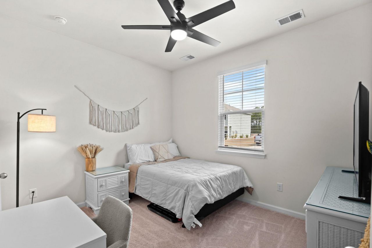 2276 Blackthorn Dr. Photo 24