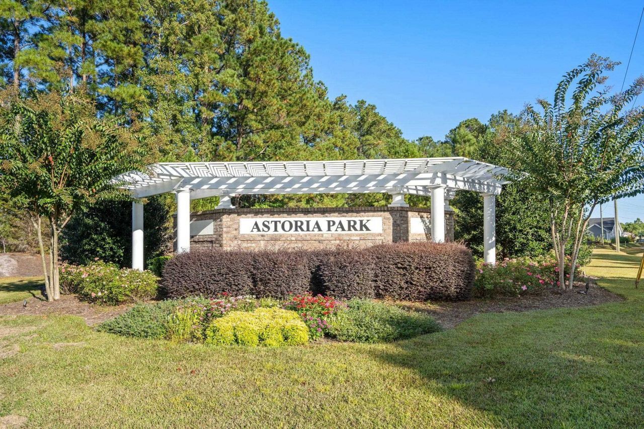 2276 Blackthorn Dr. Photo 34