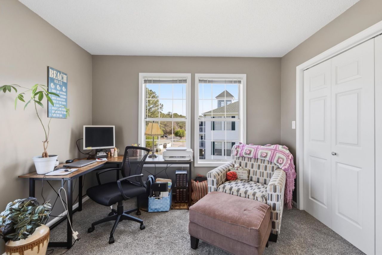 780 Charter Dr. Photo 29