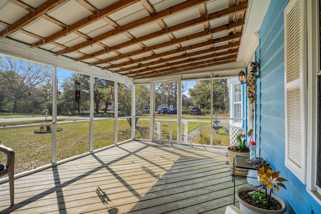 277 Nushell St. Photo 32